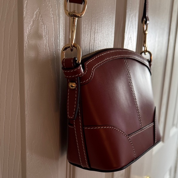 Dooney & Bourke Florentine Small Domed Crossbody Tan TNTN Leather w/ Dust Bag - Picture 5 of 11